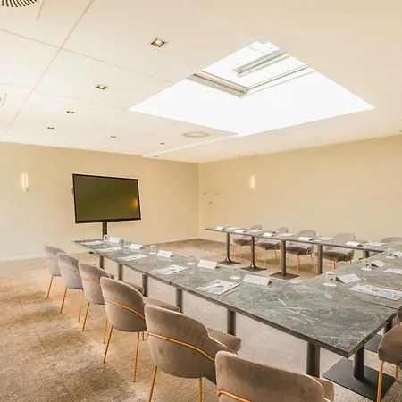 Hotel Mercure Centre Unterlinden 4*